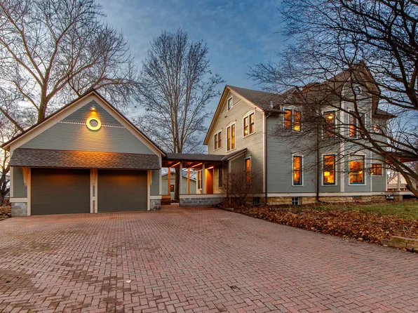 136 J Ave, Nevada, IA 50201