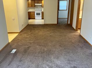 917 S 3rd St, Burlington, IA 52601