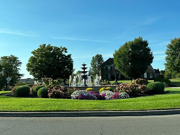 3rd image of 2125 Antoinette Way