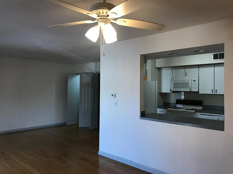 323 W Concord Pl #7 — Photo 5