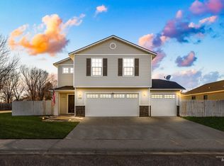 1131 SW Colonial Dr, Mountain Home, ID 83647