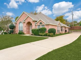 2921 Silvercrest Ln, Grapevine, TX 76051