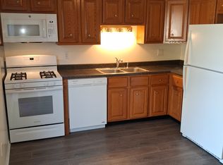 7584 Whitcomb St APT B, Merrillville, IN 46410