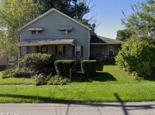 813-815 Warren Ave SE, Niles, OH 44446