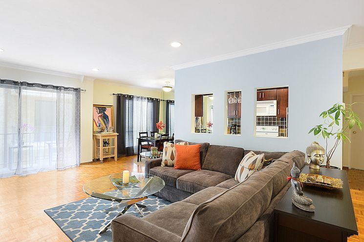 1st image of 7300 Franklin Ave APT 350