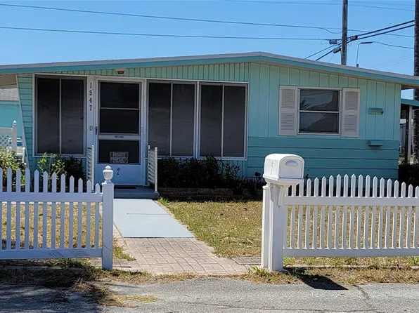 1947 Melody Dr, Holiday, FL 34691