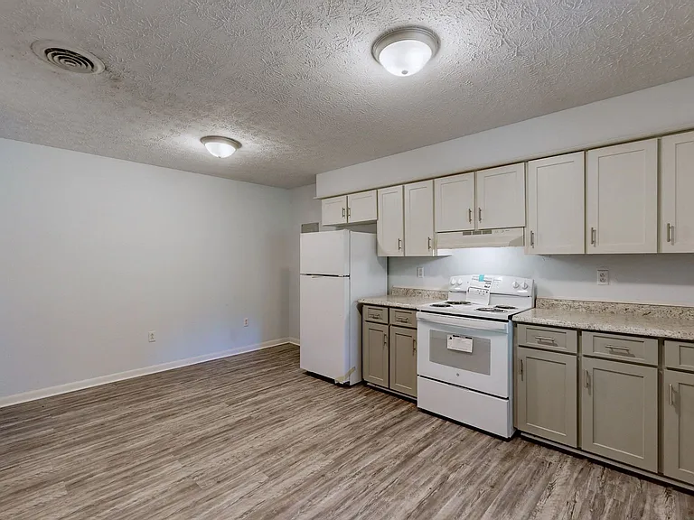 8614 Burleson Ln — Photo 26
