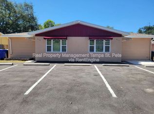 613 Lyndhurst St, Dunedin, FL 34698