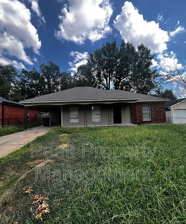 3096 Claudette Rd