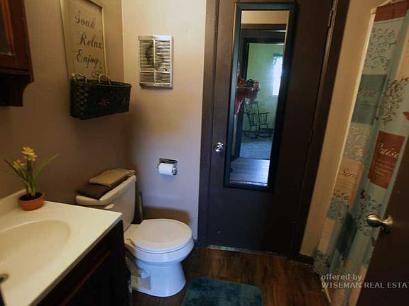 3rd image of 167 Graham St