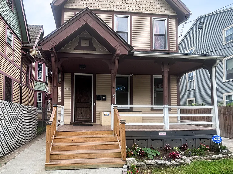 630 Kossuth St #1 — Photo 35