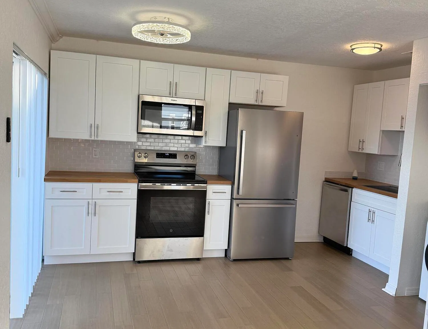 2 bed, 1.0 bath, 992 sqft, $1,700 — Photo 1
