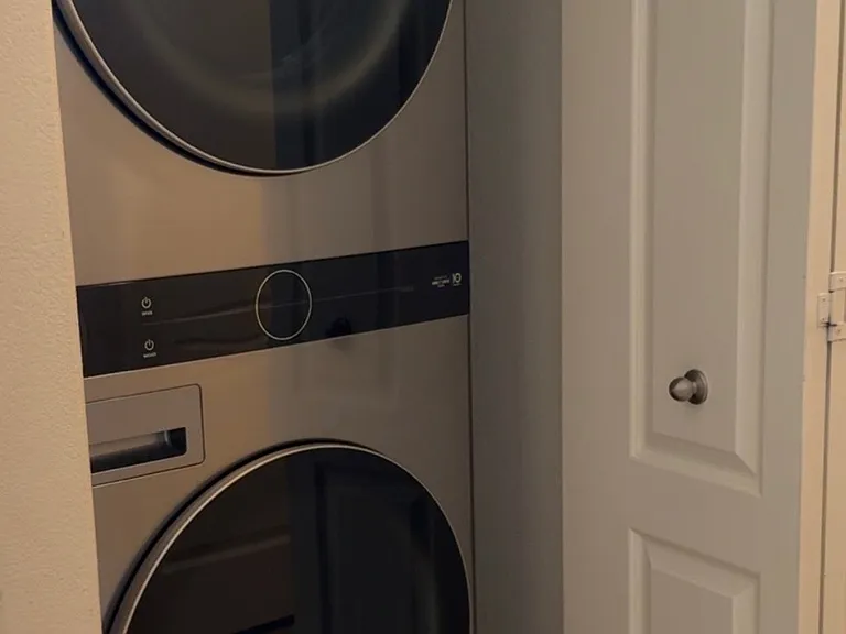 Washer & Dryer