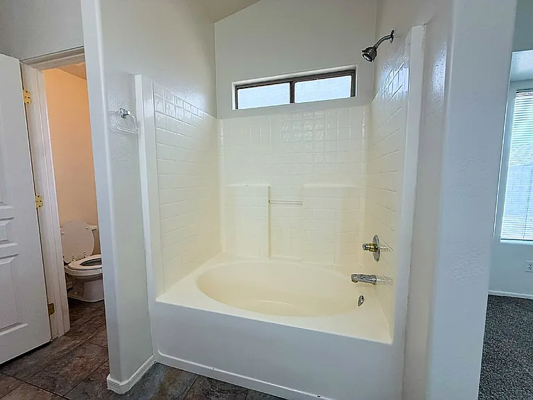 8062 W North Ln #109THDR — Photo 18