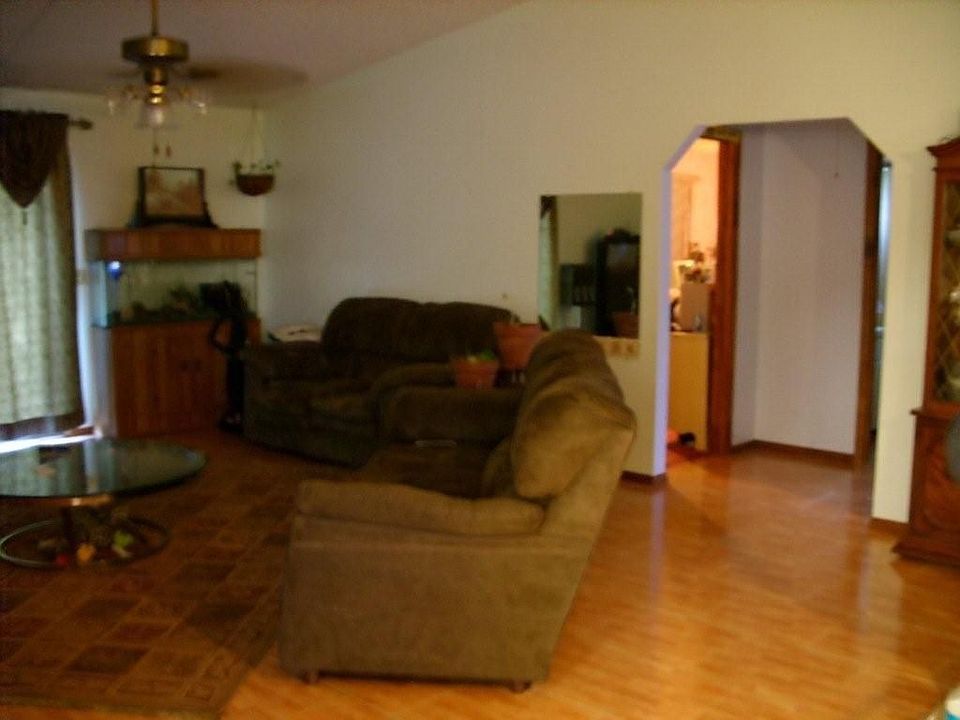 2nd image of 2020 Coco Palm Dr