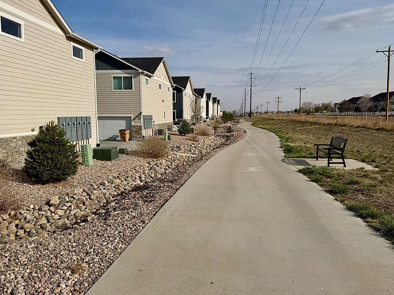 1353 Reynolds St #18E — Photo 24