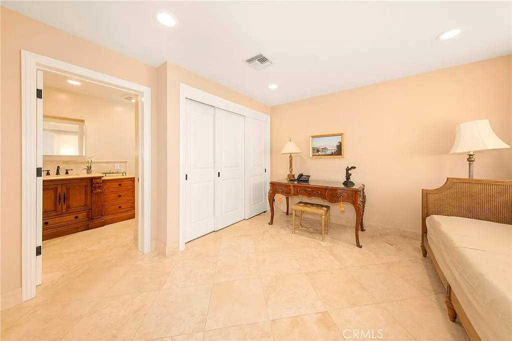 4 bed, 3101 sqft, $8,000 — Photo 3