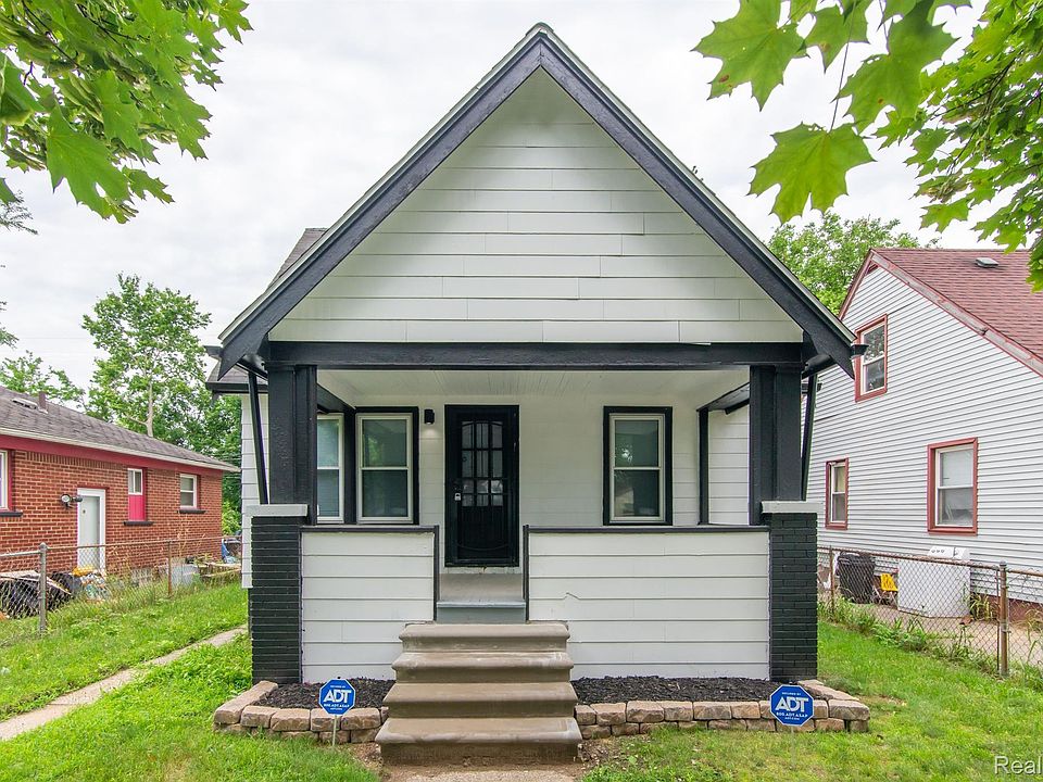 1st image of 19443 Omira St