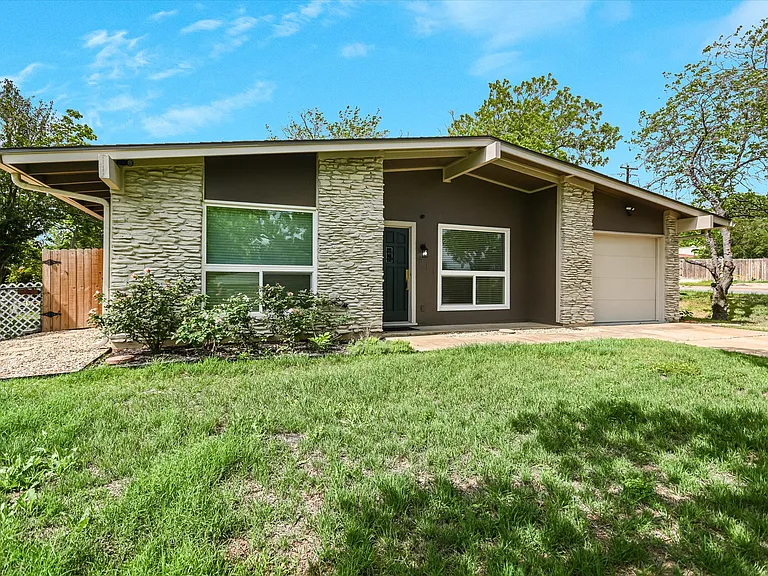 511 Arbor Ln — Photo 39