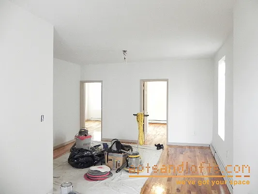 Rented by aptsandlofts.com | media 56