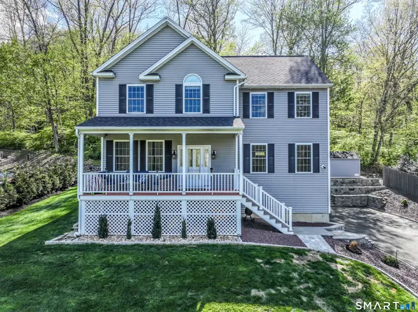 7 Lillinonah Drive, Brookfield, CT 06804