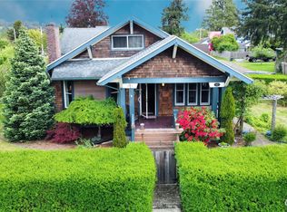 421 12th St, Raymond, WA 98577