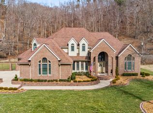 446 Cedar Creek Rd, Pikeville, KY 41501