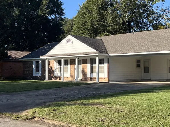 805 Richland Dr, West Memphis, AR 72301