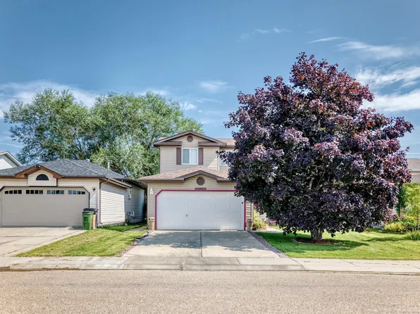 13069 37th St NW, Edmonton, AB T5A 5A4