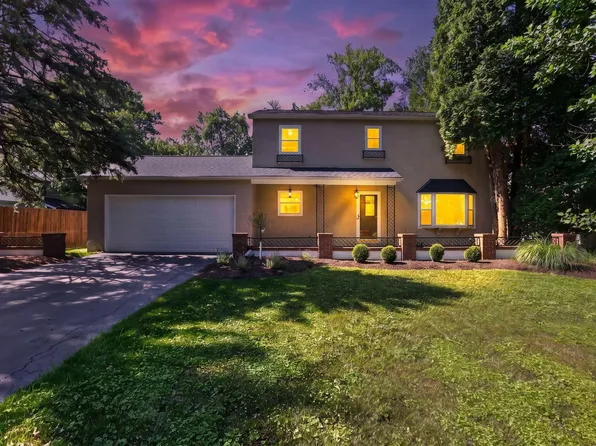 201 Chaucer Ct, Columbus, OH 43085