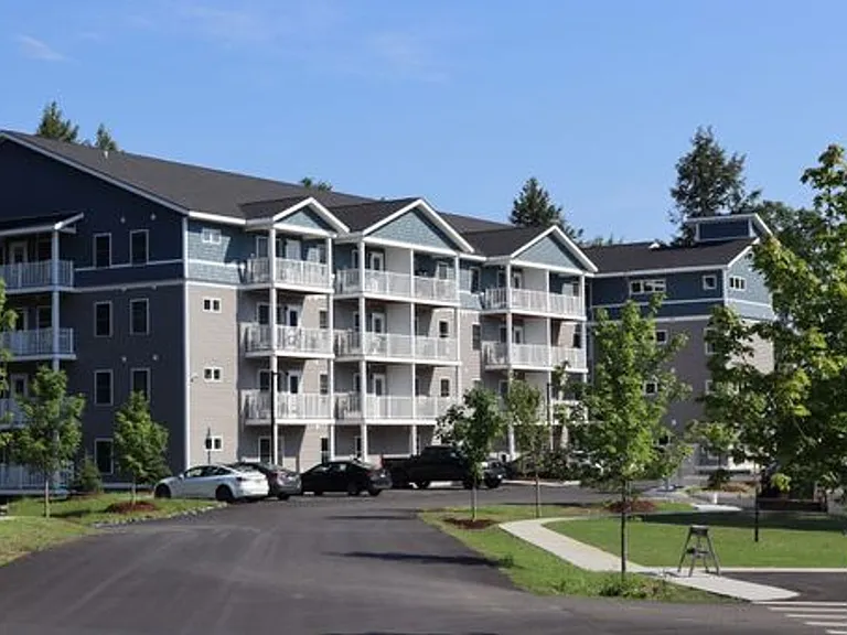 4 Gordon Ln — Photo 10