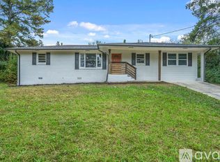 6001 Ridge Dr SE, Mableton, GA 30126