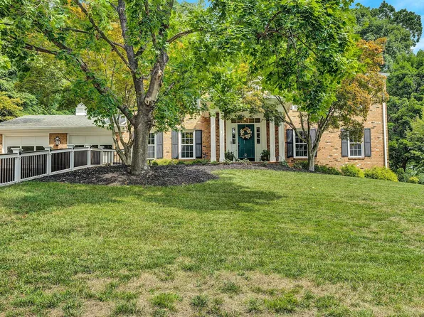 6235 Hidden Valley Dr, Roanoke, VA 24018