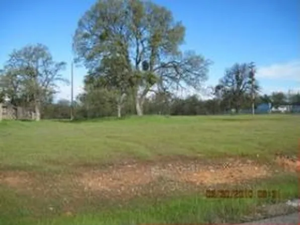 3233 43rd St, Sacramento, CA 95817