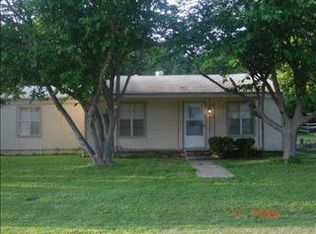 9553 Rylie Crest Dr, Dallas, TX 75217