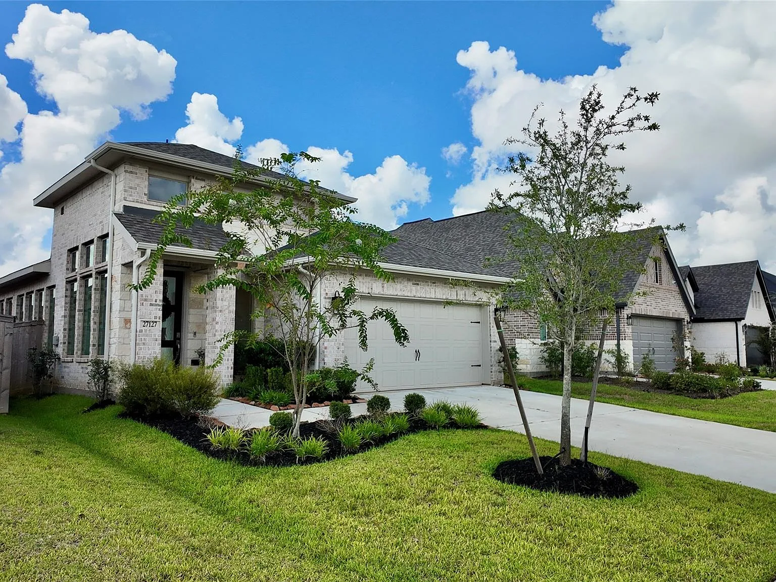 4 bed, 1950 sqft, $2,375 — Photo 3