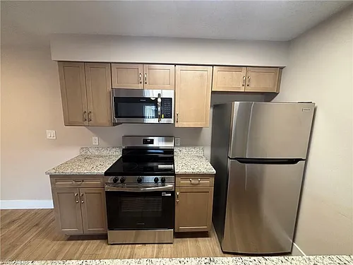 5319 Summerlin Rd Photo 1