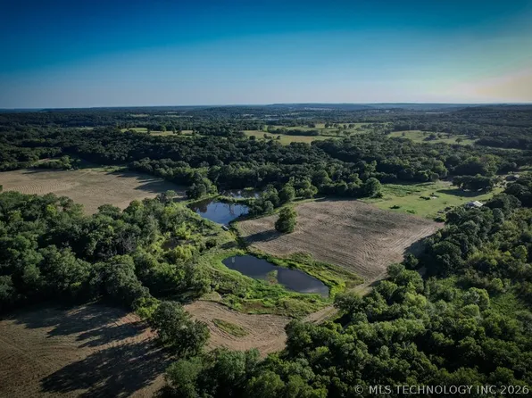 385001 E 1150th Rd, Weleetka, OK 74880