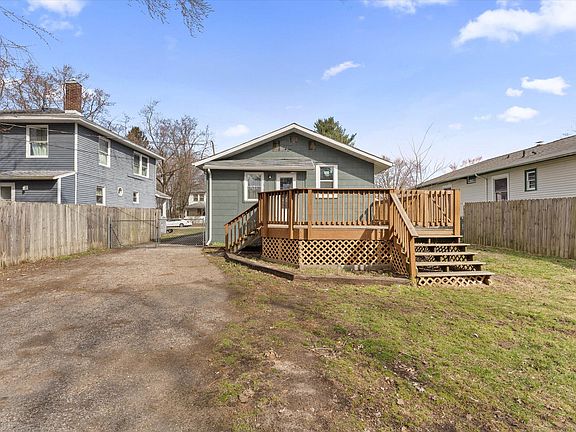 2nd image of 1514 Clarendon Ave