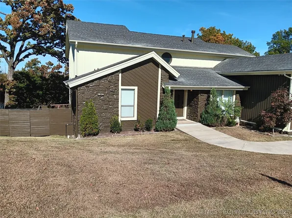 4317 E 76th St, Tulsa, OK 74136