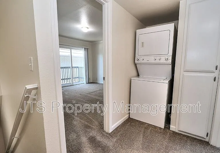 2515 Merrychase Dr #S — Photo 18
