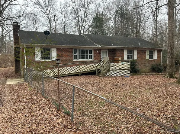 1433 Commins Rd, Aylett, VA 23009
