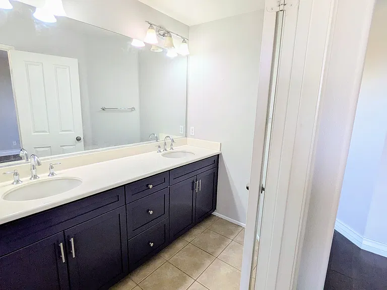 1401 University Cir — Photo 18