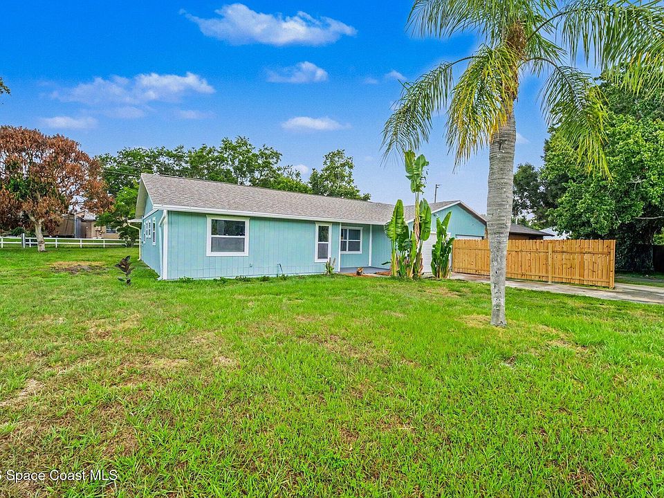 1st image of 3087 Sea Gate Cir