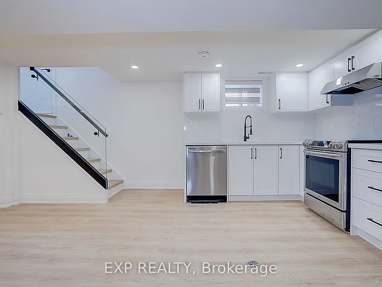 36 Vauxhall Dr #BASEMENT — Photo 7