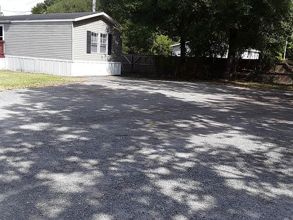 2nd image of 371 Russell Ave #371