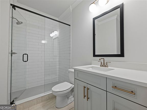 5th image of 4310 Hosch Reserve Dr