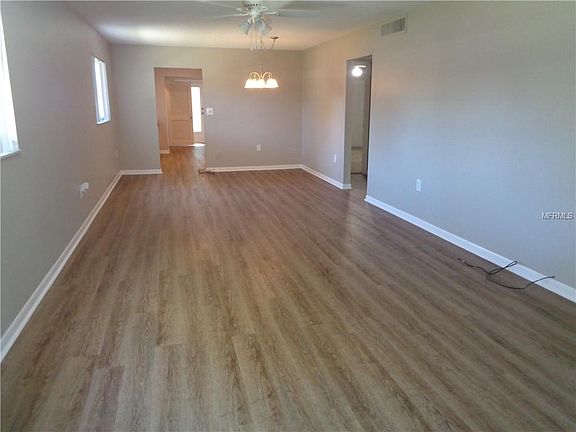 4th image of 5880 38th Ave N APT 101