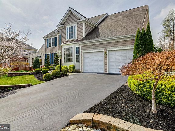 3rd image of 10641 Tattersall Dr
