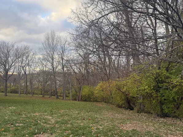 108 Seven Oaks Dr, Richmond, KY 40475